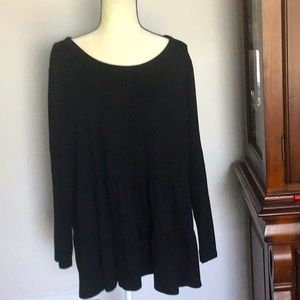 Beautiful black ruffled top🖤NWOT🖤